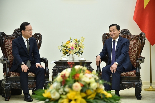 Gov’t supports Samsung’s long-term investment plan in Vietnam